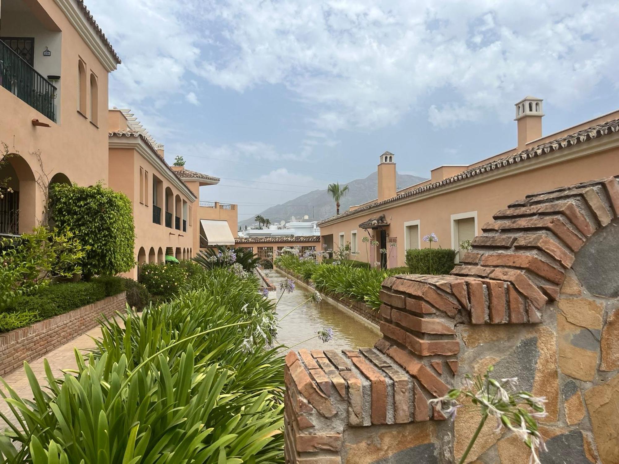 Apartment Puerto Banus For 4 - Pool Bbq & Terrace *